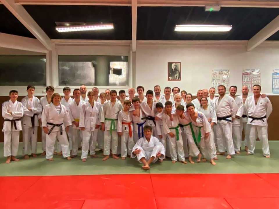 activité de judo avec l'amicale laïque l'espérance